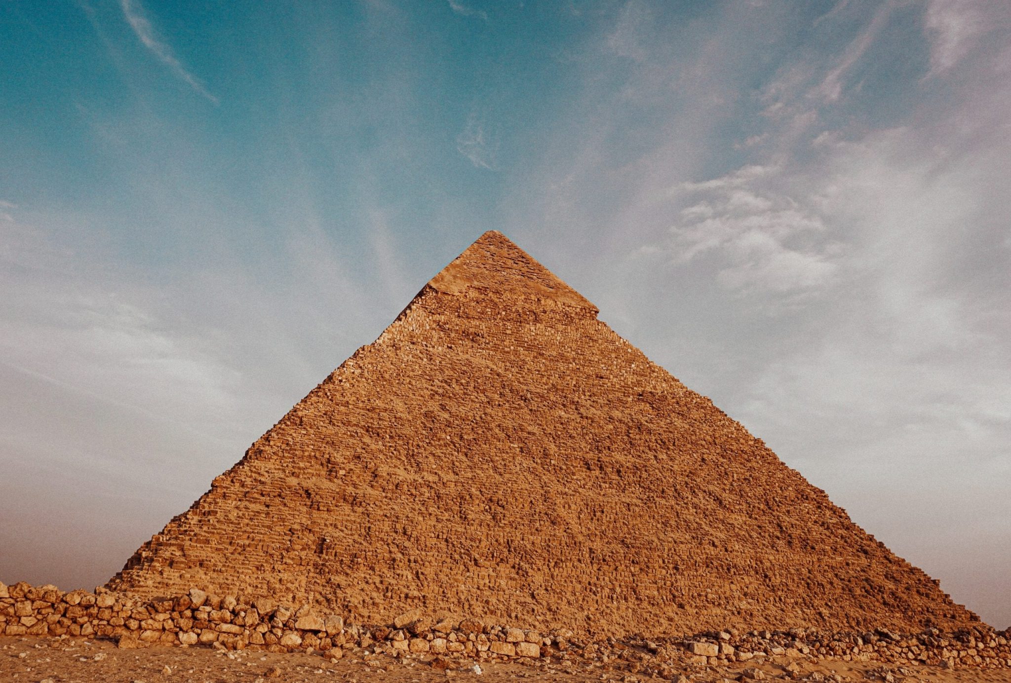 pexels-thais-cordeiro-3873669 Egyptian pyramid