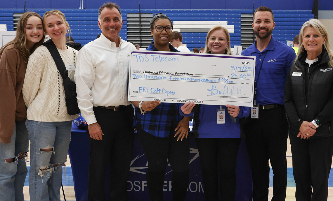 Case Study - Elmbrook Education Foundation_Header_1140x6905 Case Study - Elmbrook Education Foundation_Header_1140x6905
